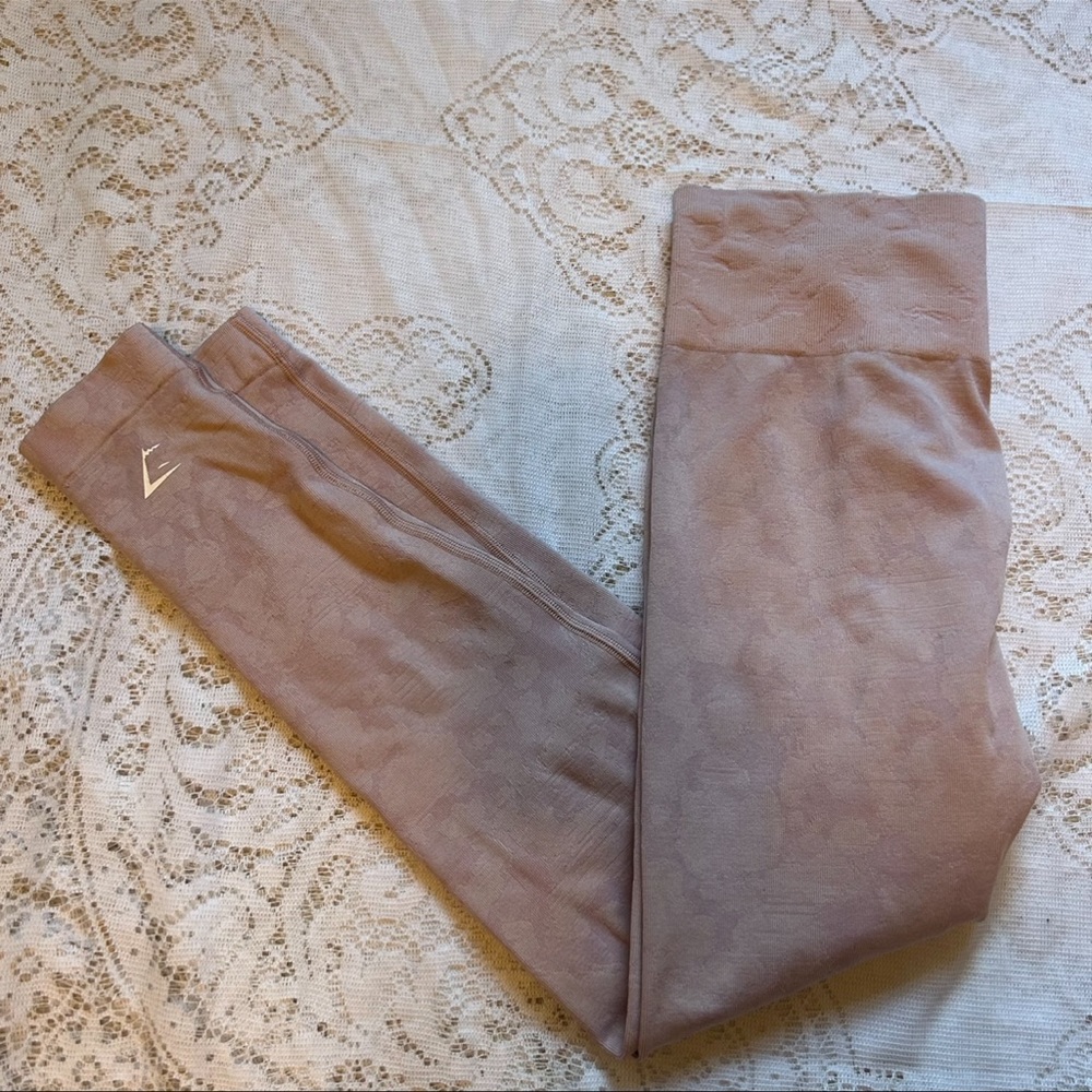 Gymshark Women's Tan Leggings - Picture 2 of 4